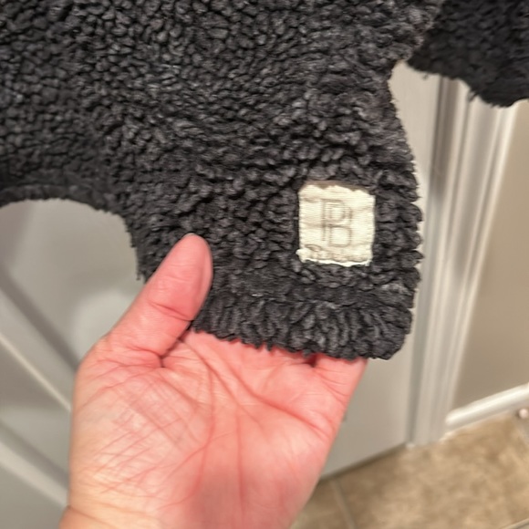 Mizzou Pressbox by Royce Apparel Comfy fuzzy quarter zip pullover - Picture 3 of 8